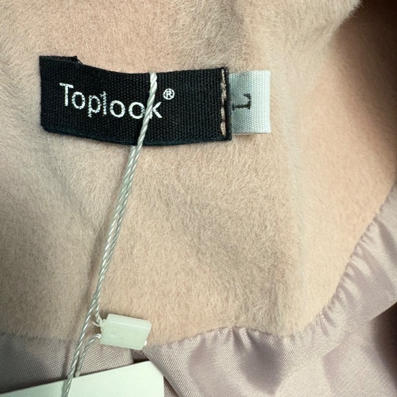 Women’s coat in a size L, dusty pink colour. - Picture 2 of 6